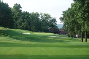 Edgewood CC 4th Approach